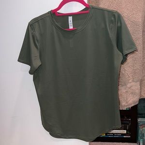 LULULEMON! High neck running tee! Size 8, NWOT, Never worn
